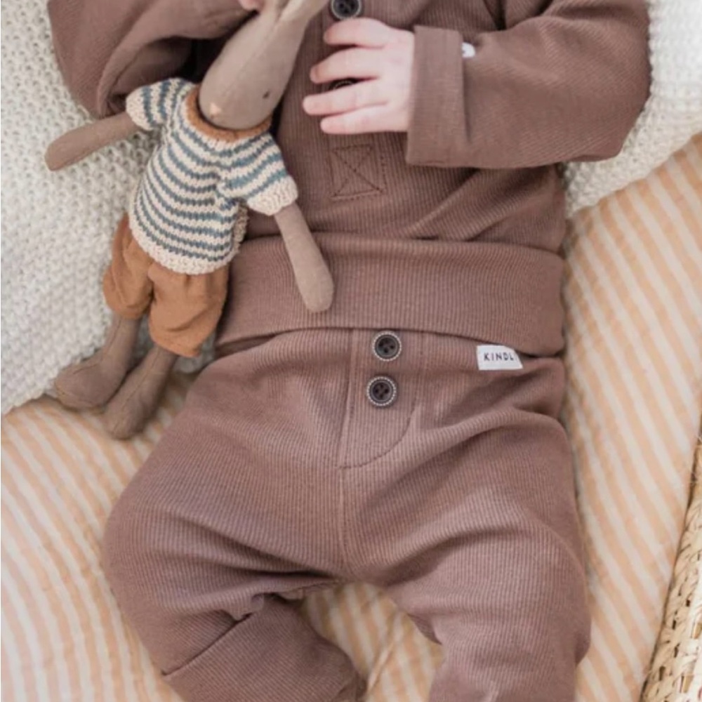 Organic Ribbed Kids Matching Set - Neutral Tones - Picture 7 of 8